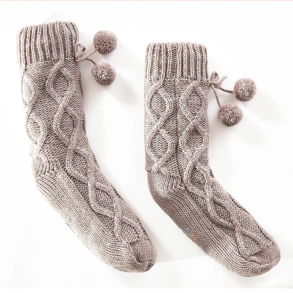 Muk Luks Gray Pom Pom Cabin Socks